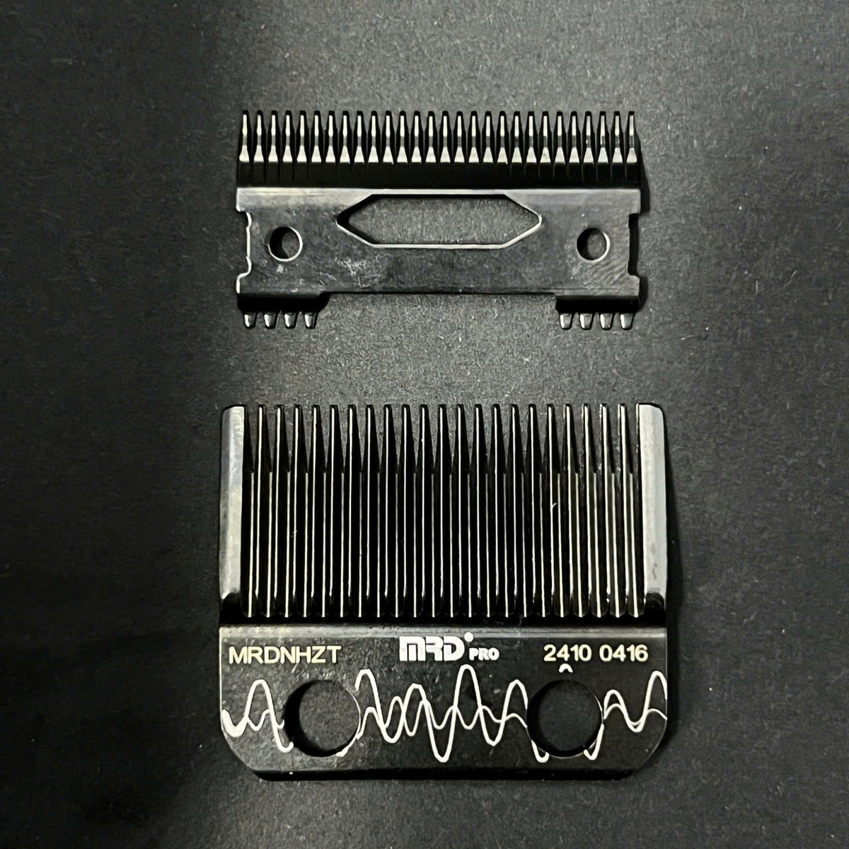 SMART Wolf-Tooth Clipper Blade-BLACK – Ultra Sharp, Smooth Cutting, Professional Styling